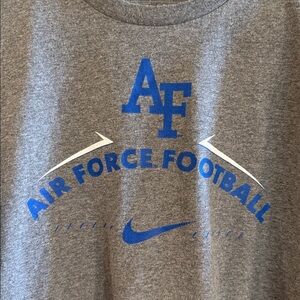 Men’s Size XL Air‎ Force Academy, football T-shirt gray fan t- shirt.